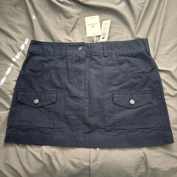 Aritzia Cargo Mini Skirt - Picture 1 of 4